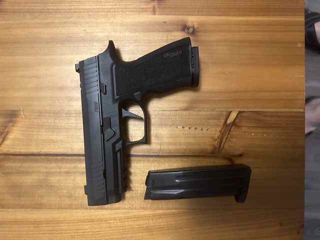 Sig Sauer P320 X-Ten Carry Comp