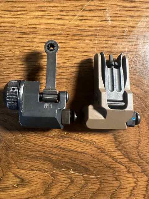 KAC Sight Set (Taupe M4 Front &amp; 300 Meter Rear)