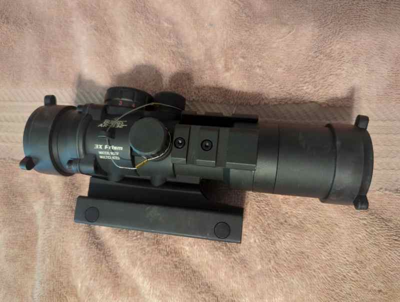 Burris AR 332 prizm 3x fixed optic with shade