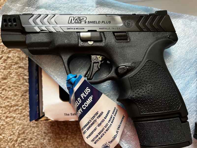 S&amp;W M&amp;P Shield Plus Carry Comp *New* 9mm