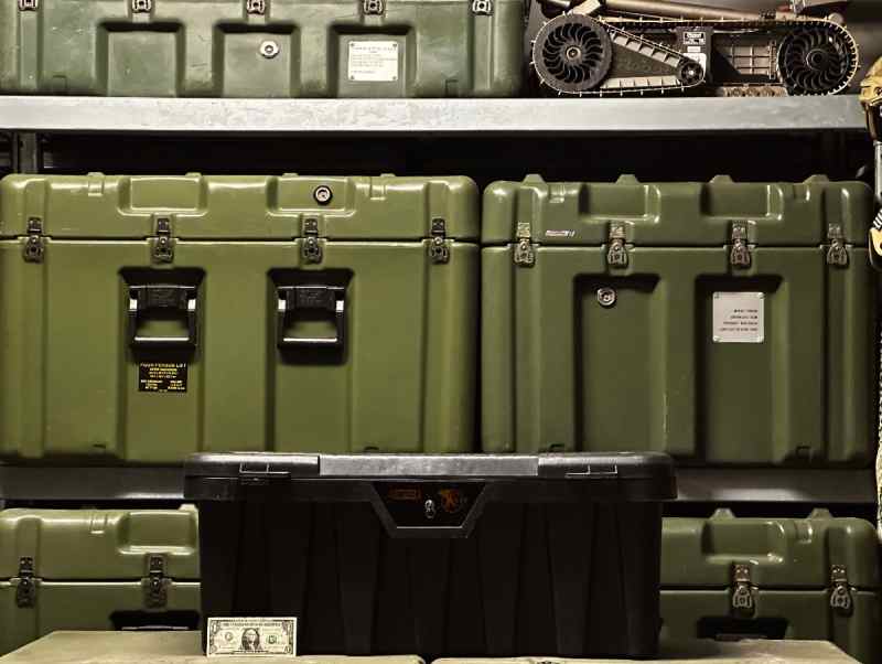 MILITARY INDUSTRIAL CONTICO EXTREME TUFF BIN TOOL 